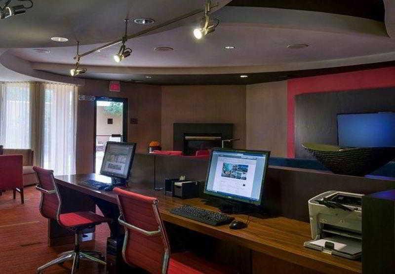 คอร์ตยาร์ด บอสตัน เวสต์โบโรห์ Hotel ภายนอก รูปภาพ