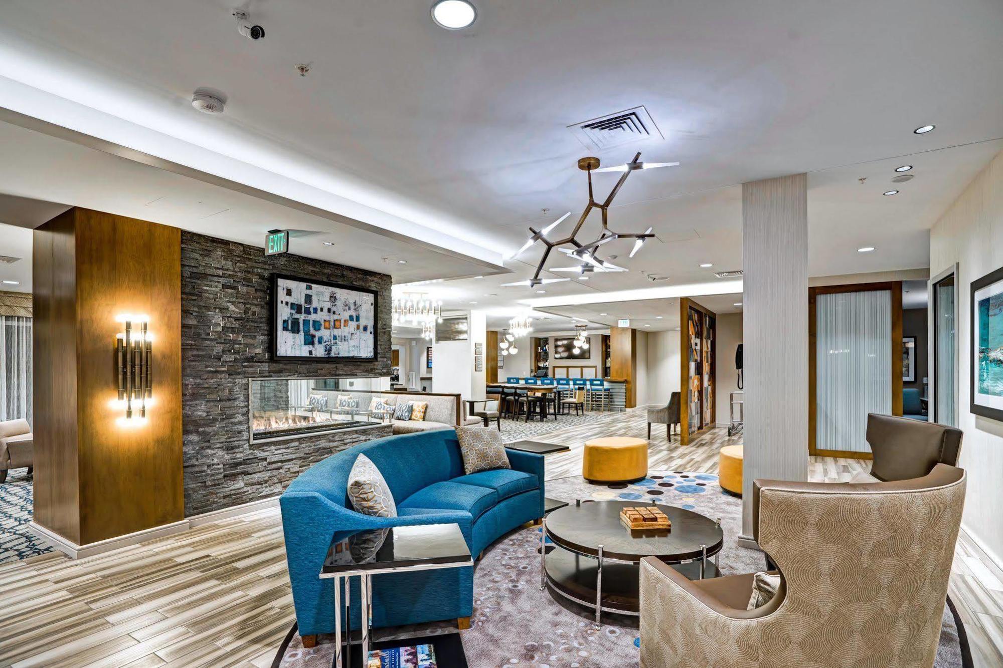 คอร์ตยาร์ด บอสตัน เวสต์โบโรห์ Hotel ภายนอก รูปภาพ